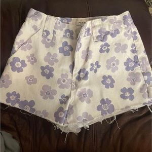 Denim flower shorts